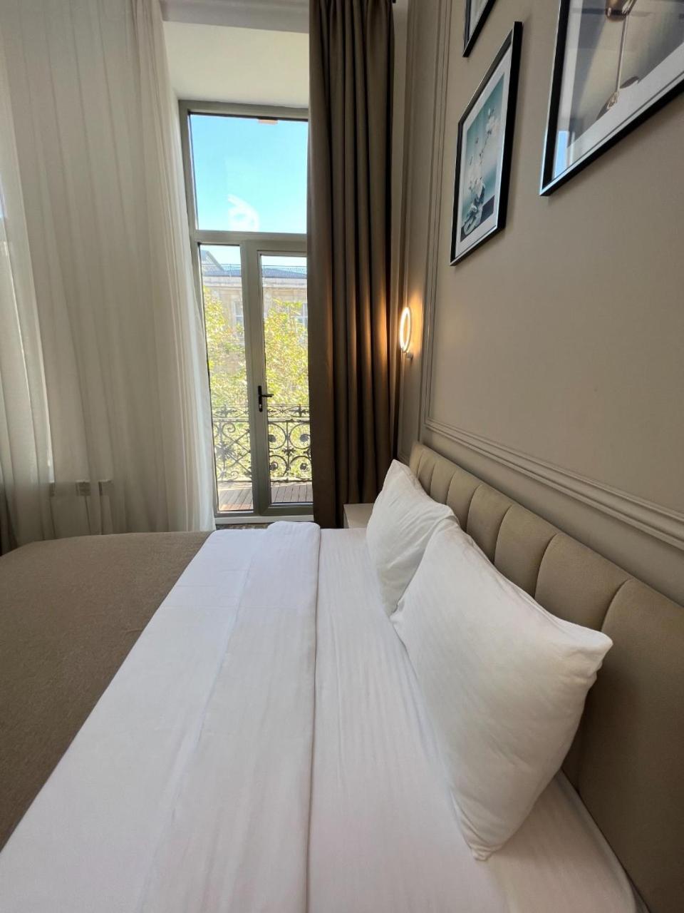 Callisto Hotel Baku Ngoại thất bức ảnh